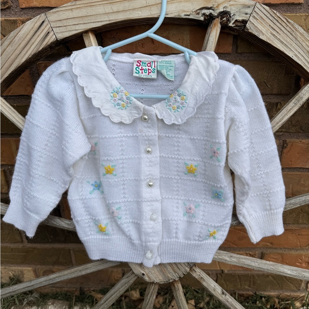Vintage Peter Pan Collared Embroidered Girls Cardigan 24 months